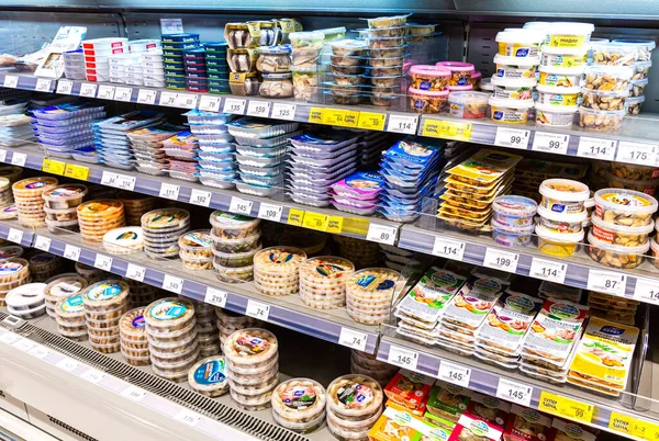 Samara Russia October 2020 Various Canned Fish Sale Shelves Chain — Stock Photo, Image