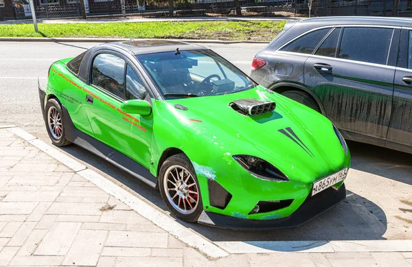 Samara Rússia Maio 2021 Veículo Opel Tigra Rua Cidade — Fotografia de Stock