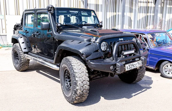 Samara Rusia Mayo 2021 Vehículo Jeep Wrangler Sintonizado Calle Ciudad — Foto de Stock