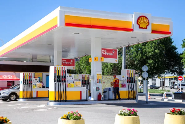 stock image Samara, Russia - June 18, 2021: Shell gas station in sunny day. Shell V-power petrol station. Royal Dutch Shell is an Anglo-Dutch multinational oil and gas company