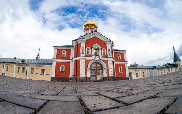 ロシア正教教会。バルダイ、ロシアで iversky 修道院。ワシントン州 — ストック写真