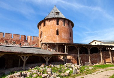 Rusya novgorod kremlin duvarları. 1044 kuruldu.