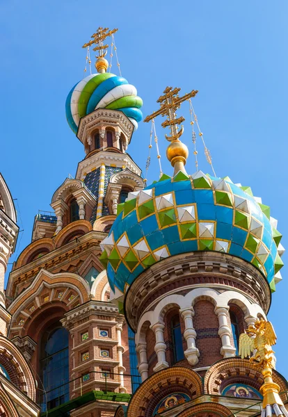 滴血在圣彼得斯堡的救世主大教堂的圆顶 — 图库照片