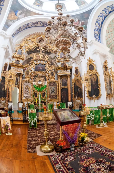 Innenraum der Kirche des heiligen Antlitzes im Dorf mlevo — Stockfoto