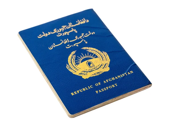 Beyaz arka plan üzerinde izole Afganistan Cumhuriyeti pasaportu — Stok fotoğraf