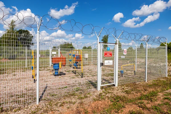 Gas regulatory and distribution point in summer sunny day. Text — Stock Photo, Image