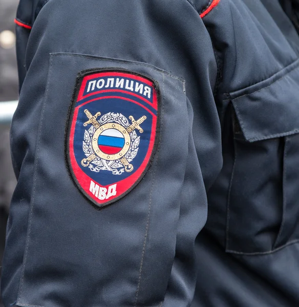 Chevron en los uniformes de manga del policía ruso — Foto de Stock