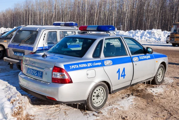 Patrulleros rusos de la Inspección Estatal de Automóviles en invierno —  Fotos de Stock