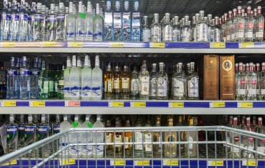 Vitrin alkollü içecekler hipermarket Metro