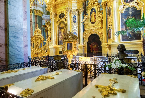 Túmulo de Pedro Magno na catedral de Pedro e Paulo — Fotografia de Stock