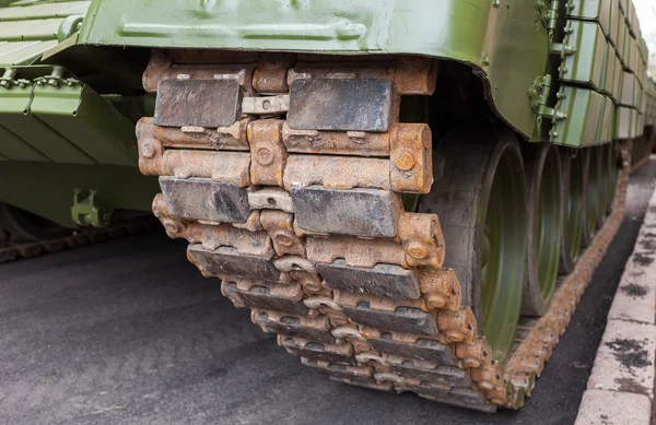 Caterpillars of a military tank close up detail — Stock Photo, Image