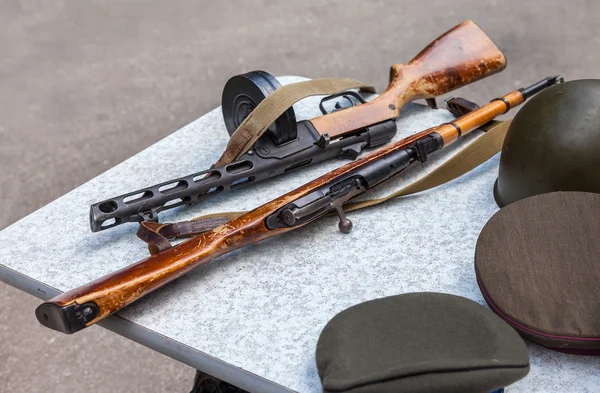 Samples of firearms during the Great Patriotic War — Stock Photo, Image