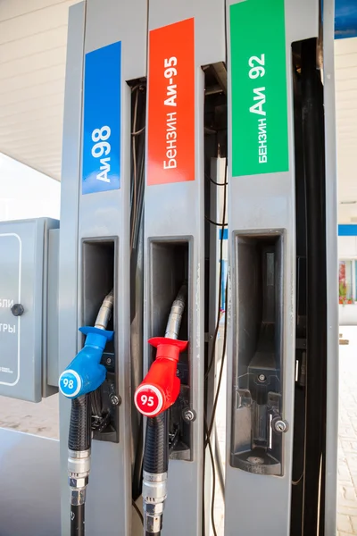 Filling the column with different fuels at the gas station — Stock Photo, Image