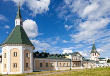 Iversky Manastırı Novgorod bölgesi. Manastır kuruldu