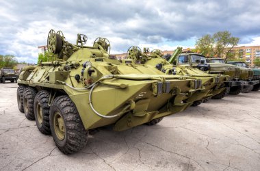 Tekerlekli zırhlı kurtarma aracı Arv-K Btr-80 dayalı