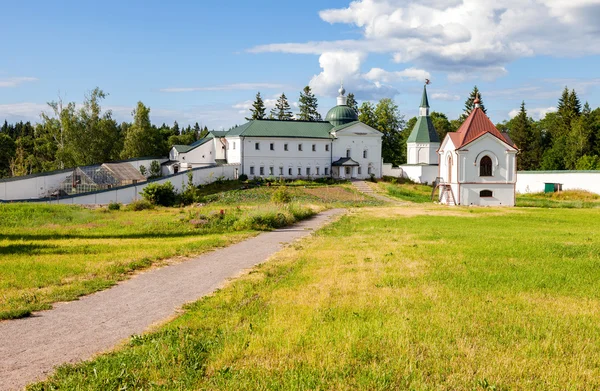 Valday Iversky klooster in de regio Novgorod, Rusland — Stockfoto