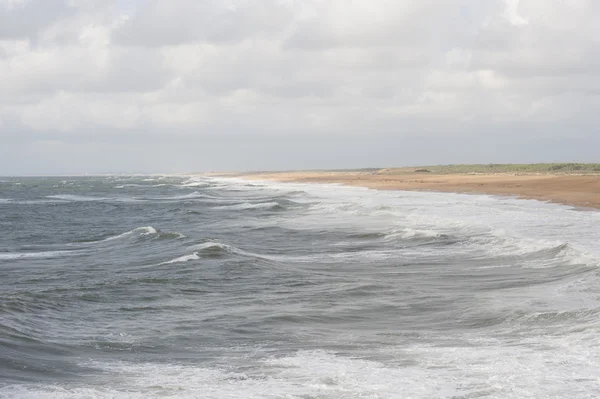 La costa atlantica durante l'alta marea — Foto Stock