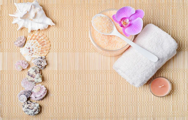 Kit body care, accessories for Spa on a bamboo mat — Stock Photo, Image