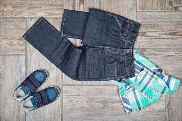 Flat lay picture of boys casual outfit. — Stock Photo, Image