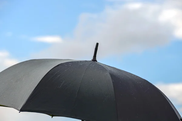 Musta sateenvarjo — kuvapankkivalokuva