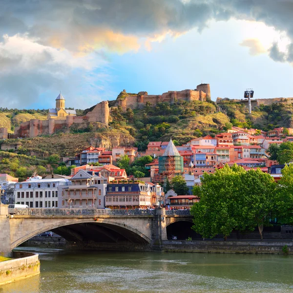 Cidade velha em tbilisi — Fotografia de Stock