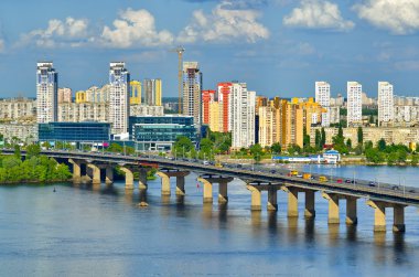 Paton köprü Dnieper Nehri üzerinde