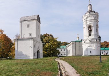Kule Kolomenskoe, Mo St. George's çan kulesi ve su girişi