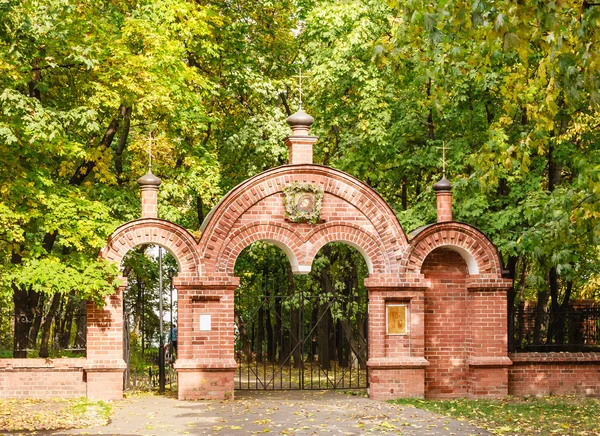 Ворота Дяково церкви в музеї заповіднику "Kolomenskoye". Москва — стокове фото