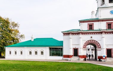 Sarayı (ön) kapısı. Chambers buyurur. Kolomenskoye. Moskova. Rus