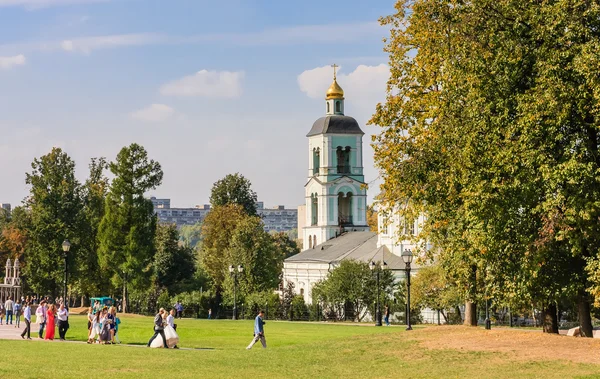 Храм Пресвятой Богородицы "Животворящая Весна". Царицыно. Мо — стоковое фото