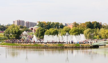 Işık ve müzik Çeşmesi. Tsaritsyno Devlet Müzesi. Moskova