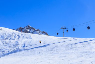 Meriber Kayak Merkezi eteklerinde. Fransa