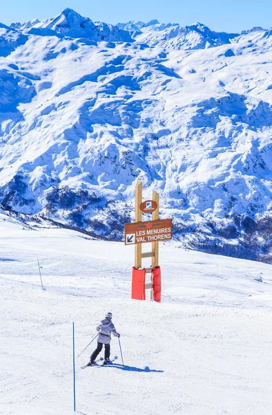 Valley view of Val Thorens. France — Stock Photo, Image
