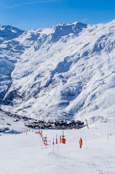 Vista sulla valle di Val Thorens. Francia — Foto Stock