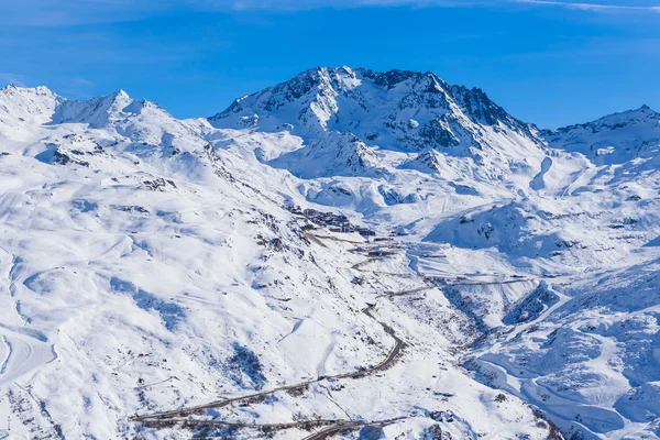 Síközpont Val Thorens. Val Thorens falu. Franciaország — Stock Fotó