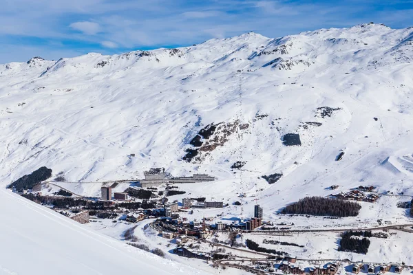 Skigebied Val Thorens. Dorp van Les Menuires. Frankrijk — Stockfoto