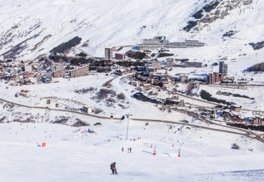 Valley Val Thorens.Ski resort Val Thorens eteklerinde.