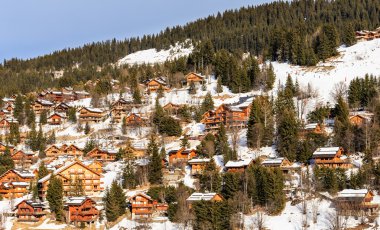 Chalet Meribel vadi yamaçlarında. Ski Resort Meribel 