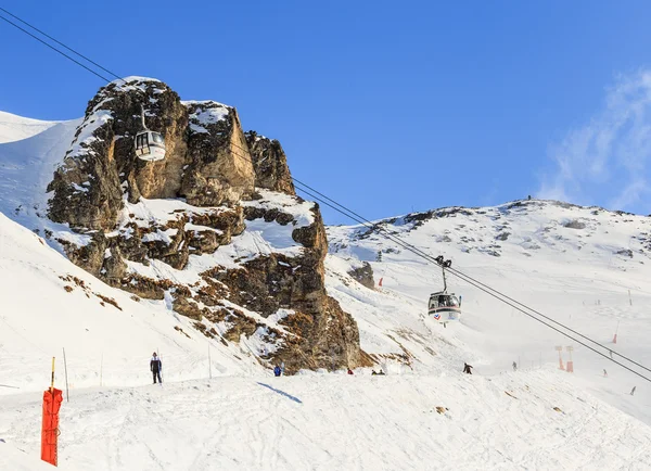 Sur les pistes de la station de ski de Meribel. France — Photo