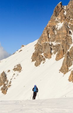 Kayakçı Kayak Merkezi Meribel, Fransa'nın eteklerinde