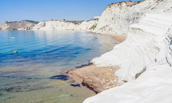 La falaise blanche appelée "Scala dei Turchi" en Sicile, près d'Agrigente. Italie — Photo