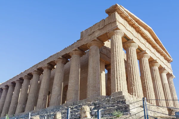 Ercole temple in the Valley of the Temples.  Agrigento. Sicily — Stock Photo, Image