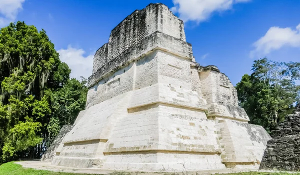 Famosi Antichi Templi Maya Nel Parco Nazionale Tikal Guatemala America — Foto Stock