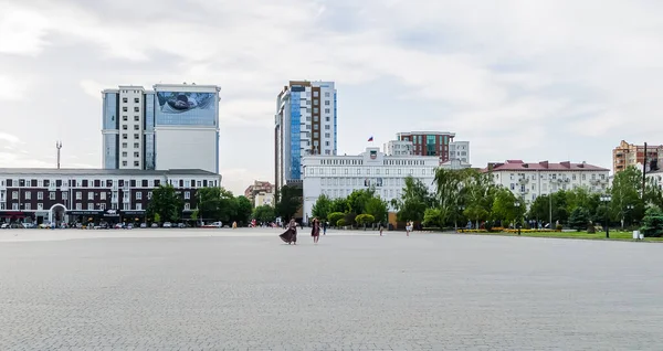 Площадь Абукара Кадырова Центре Города Здание Совета Депутатов Города Грозного — стоковое фото