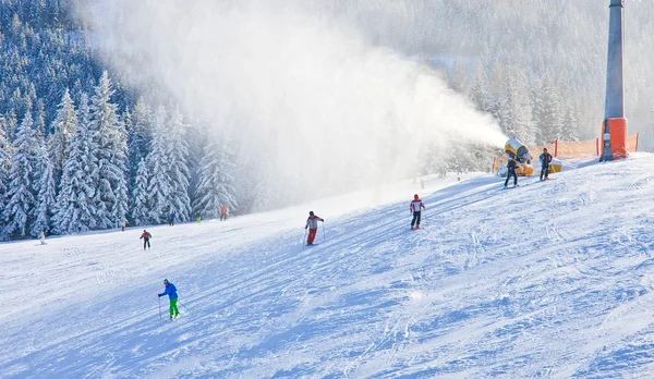 Snö pistol. Skidorten Schladming. Österrike — Stockfoto