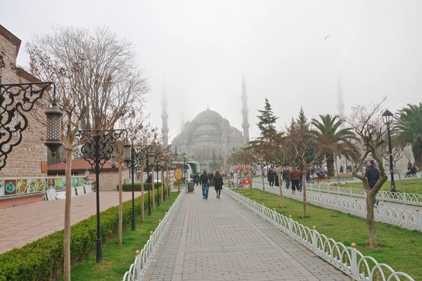 Weg zur Sultanahmet-Moschee (blaue Moschee) in Istanbul, Türkei — Stockfoto