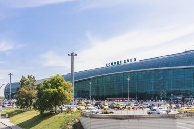 Cephe Domodedovo Havaalanı. Moskova