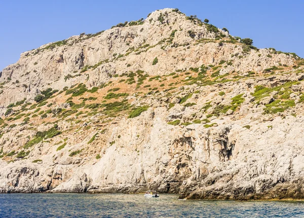 Kayalık sahil. Rodos Adası. Yunanistan — Stok fotoğraf