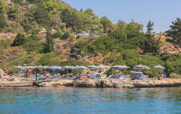 Playa en el Golfo de Ladiko (bahía de Ladiko). La isla Rhodes. Países Bajos —  Fotos de Stock