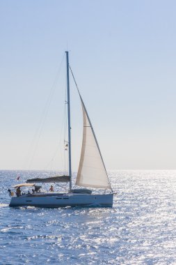 Yat. Deniz manzarası. Yunanistan